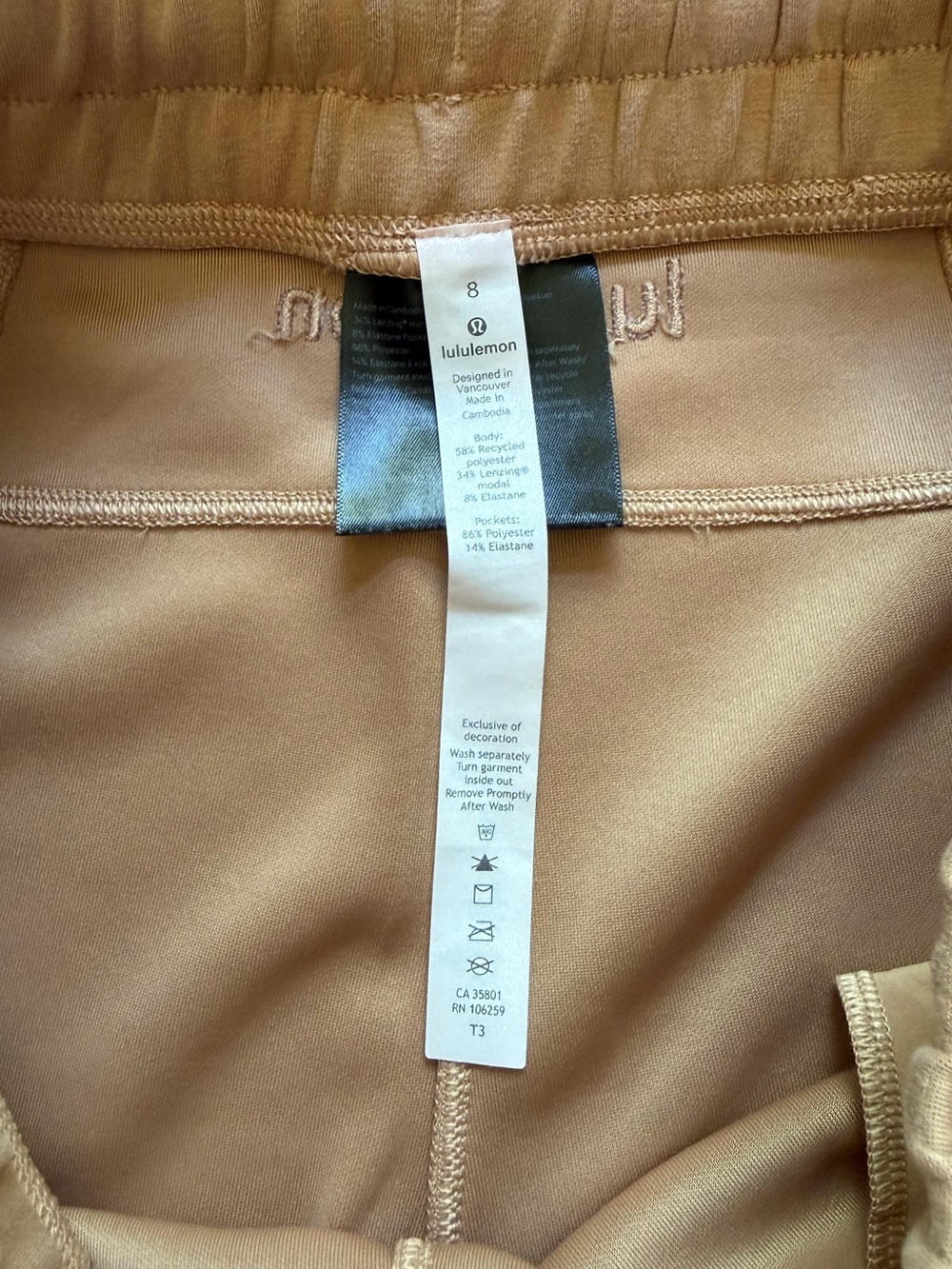 Lululemon Soft Ambitions High Rise Crop Beech Wood Size 8 Activewear Athleisure - Picture 8 of 11
